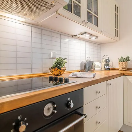 Luxury Karmelitska 2b * Πράγα